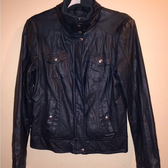 LIKE, SHARE, FOLLOW! Come back when price drops! - Picture 8 of 15